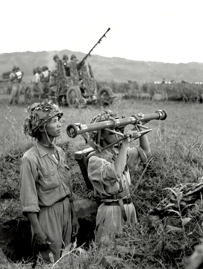 Biên niên sử bằng hình ảnh về chiến dịch Điện Biên Phủ (phần 1) - Cổng ...